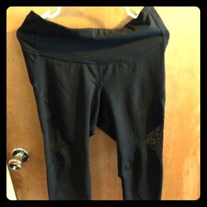 Old Navy active cropped leggings